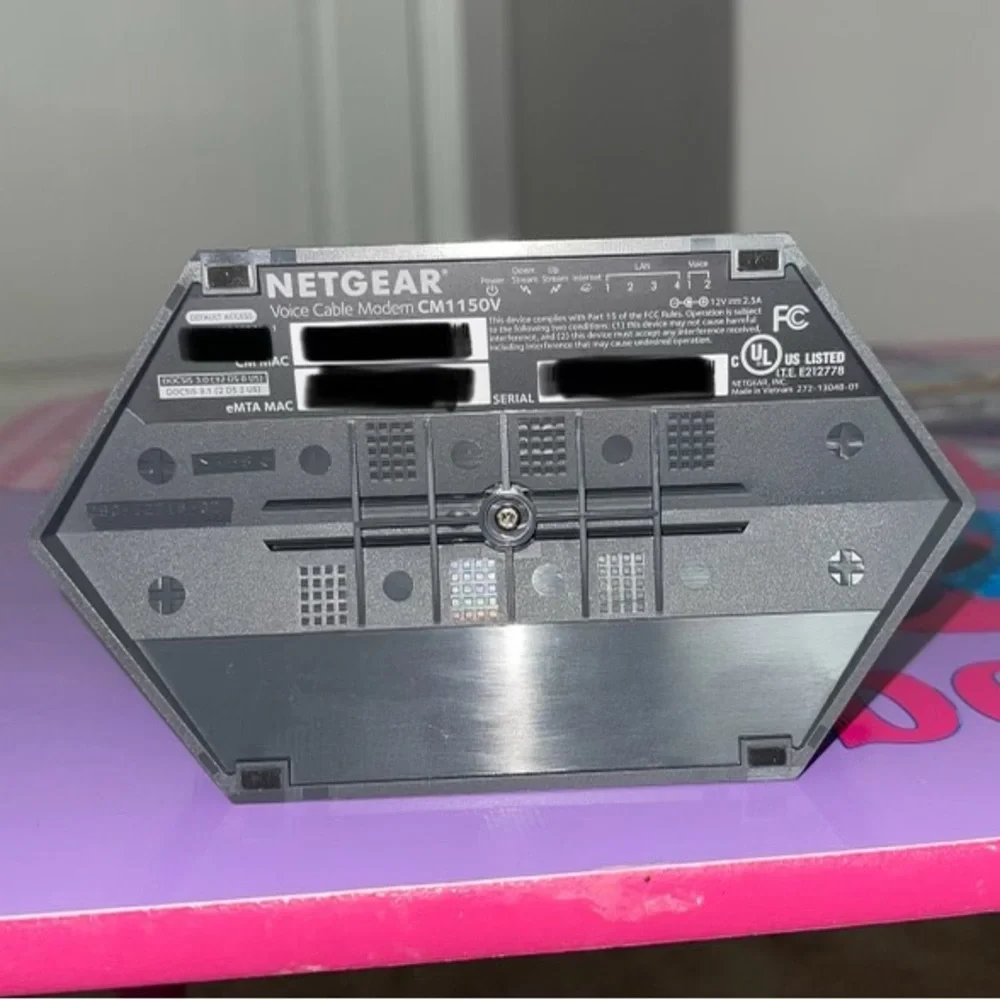 NETGEAR° Nighthawk Bundle- Modem and Smart Router - Picture 11 of 13